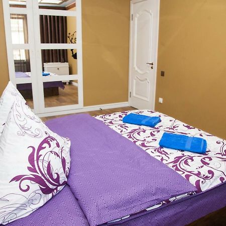Vip Apartment On Lobanovskogo 19 Street Zaporizhia 外观 照片
